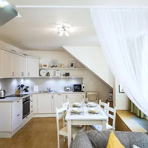 Modern Charvátova Apartamento